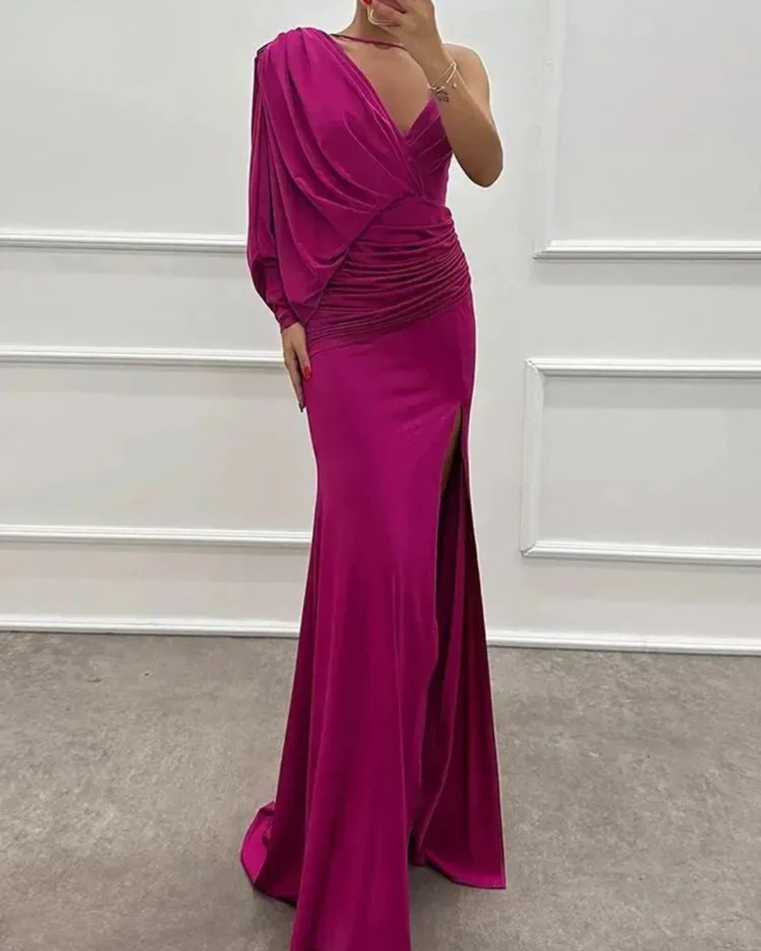 Iliana | One-Shoulder Gown